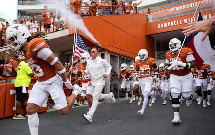 Texas Longhorns take the field at Royal-Memorial Stadium 